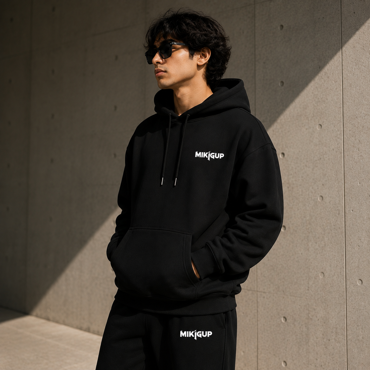 Black Oversized Hoodie