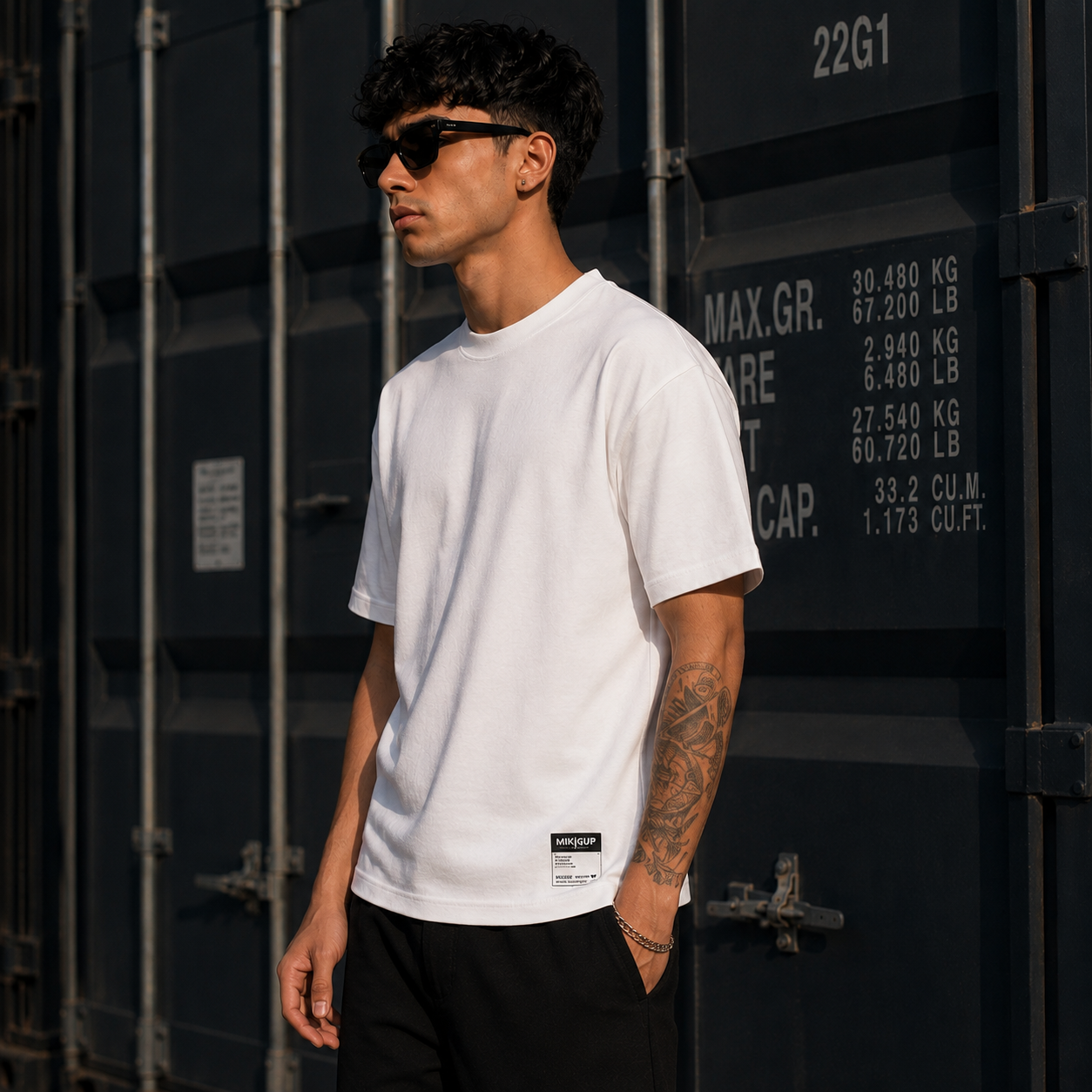 Regular White Fit Tee – Blue Print