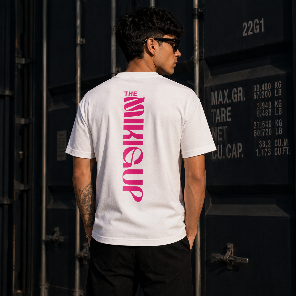Regular White Fit Tee – Pink Print