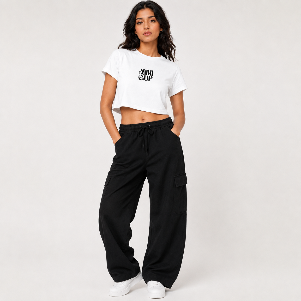 Crop Top – Black | White