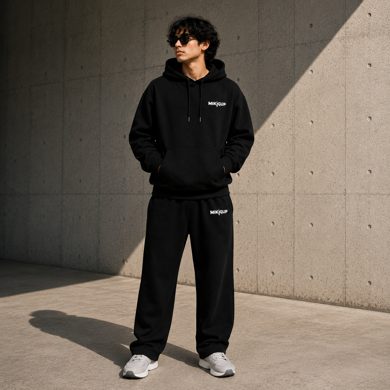Black Oversized Hoodie