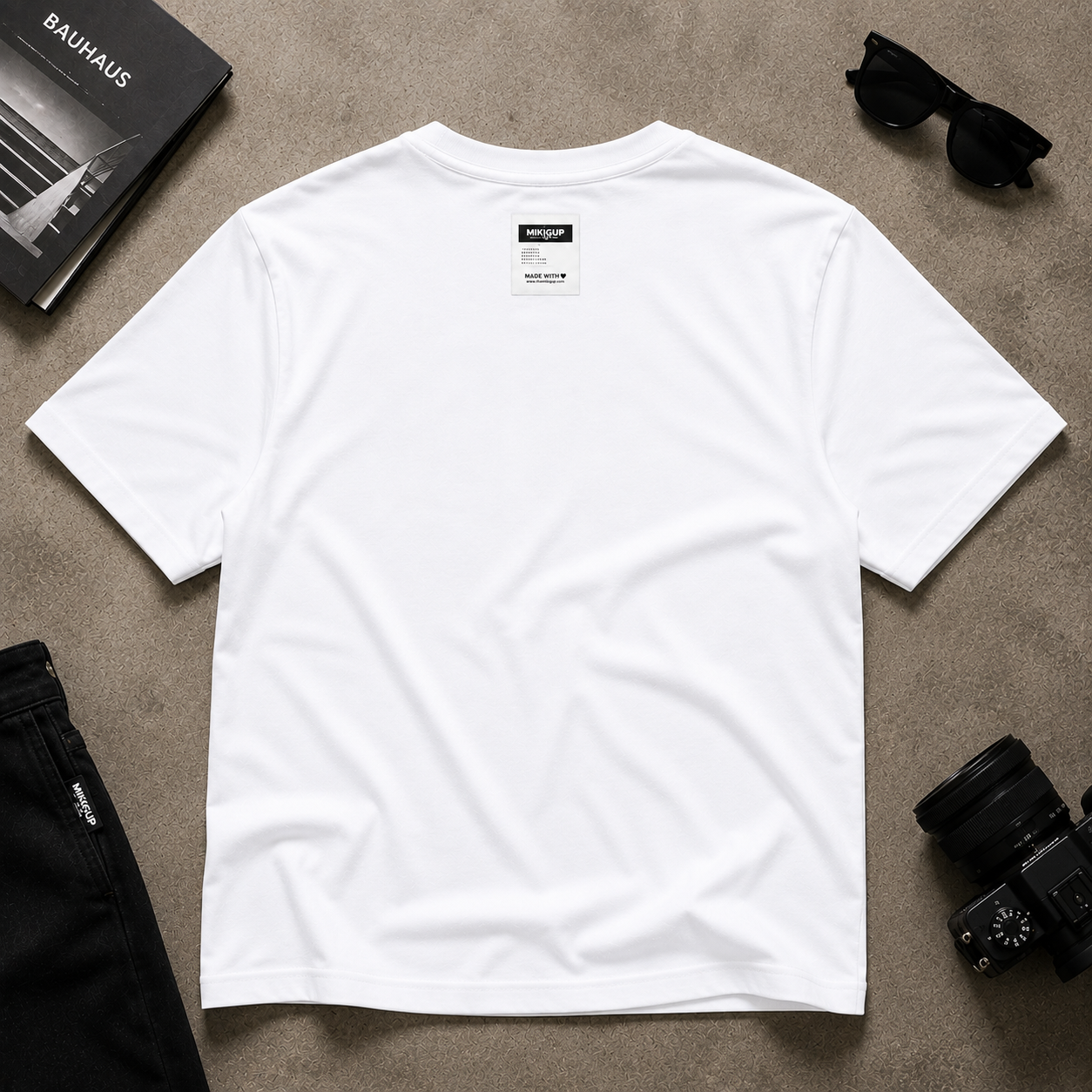 MIKIGUP Graphic Tee – White