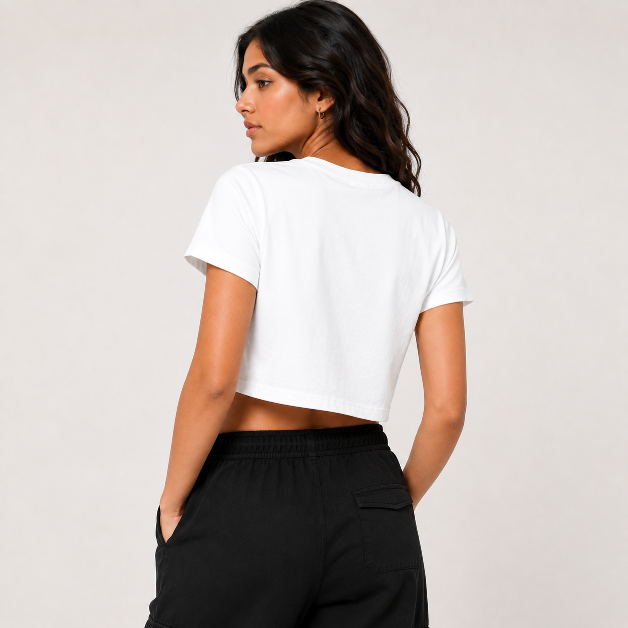 Crop Top – Black | White