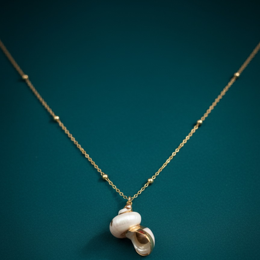 Natural Baroque Pearl Pendant Necklace