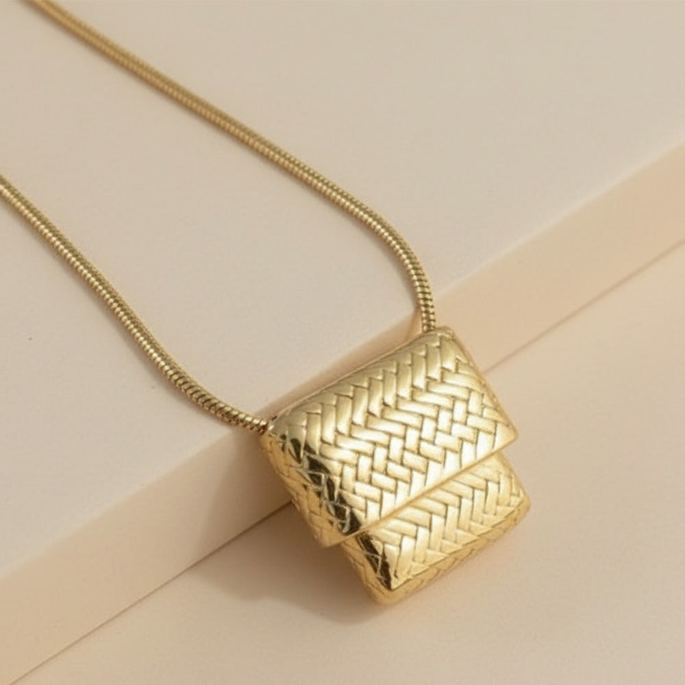 Woven Luxe Pendant